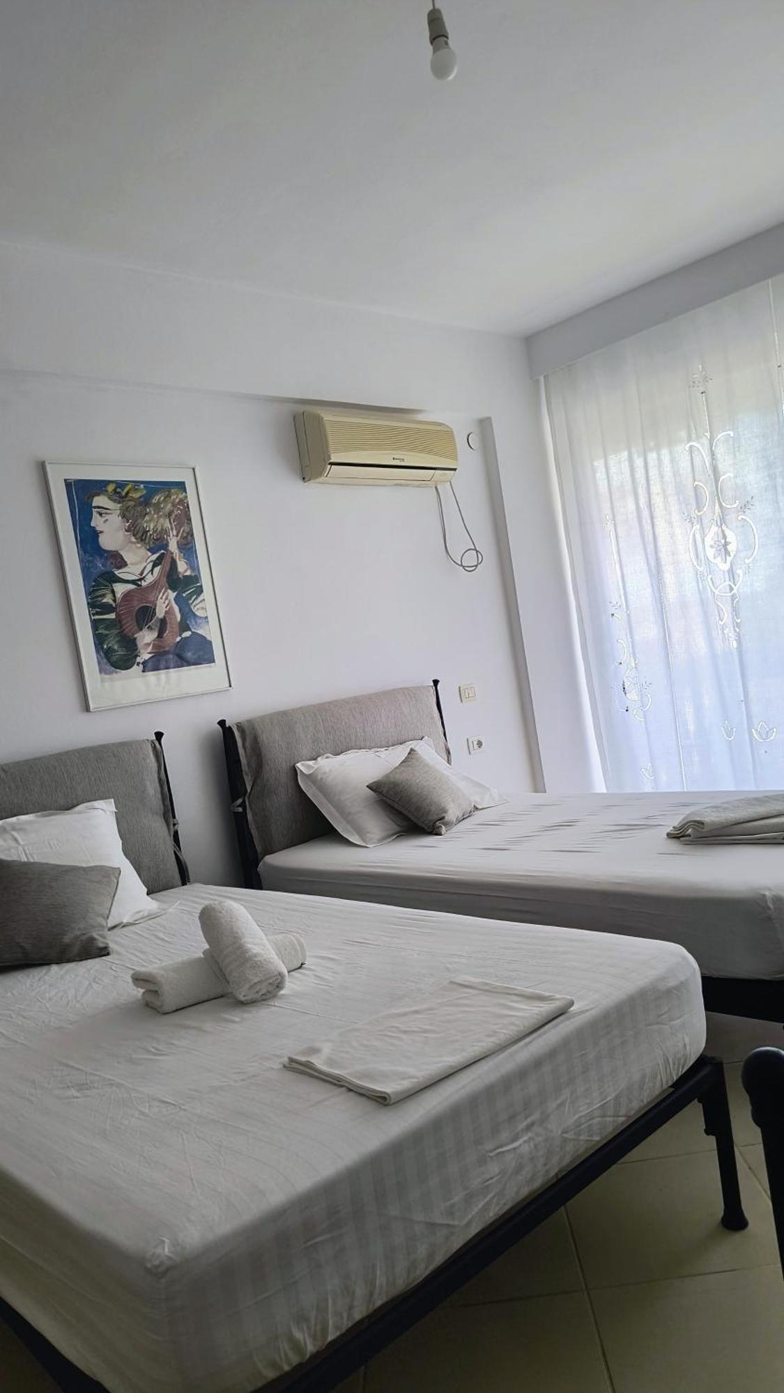 Polyxeni Apartments & Rooms Qeparo Kültér fotó