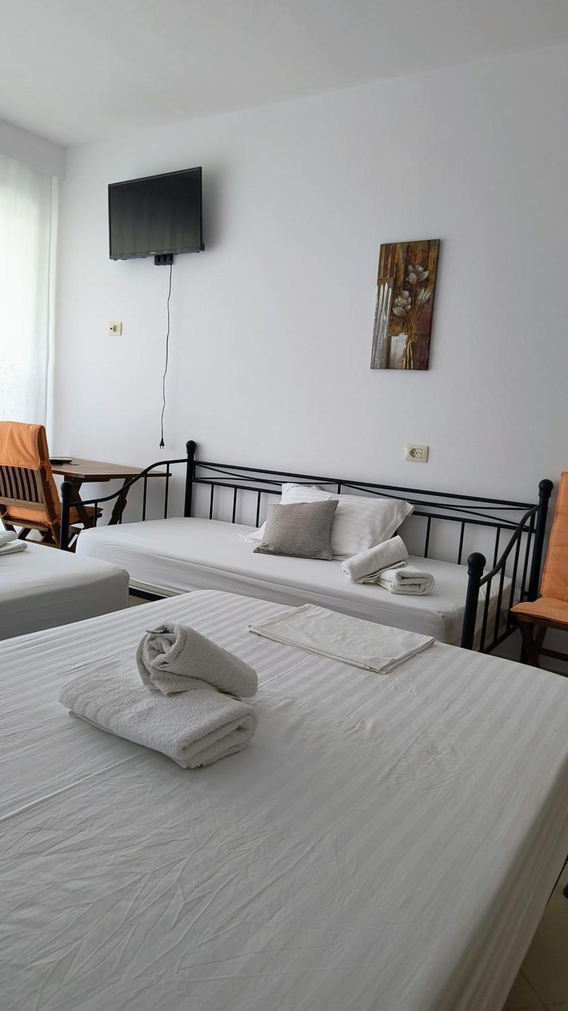 Polyxeni Apartments & Rooms Qeparo Kültér fotó