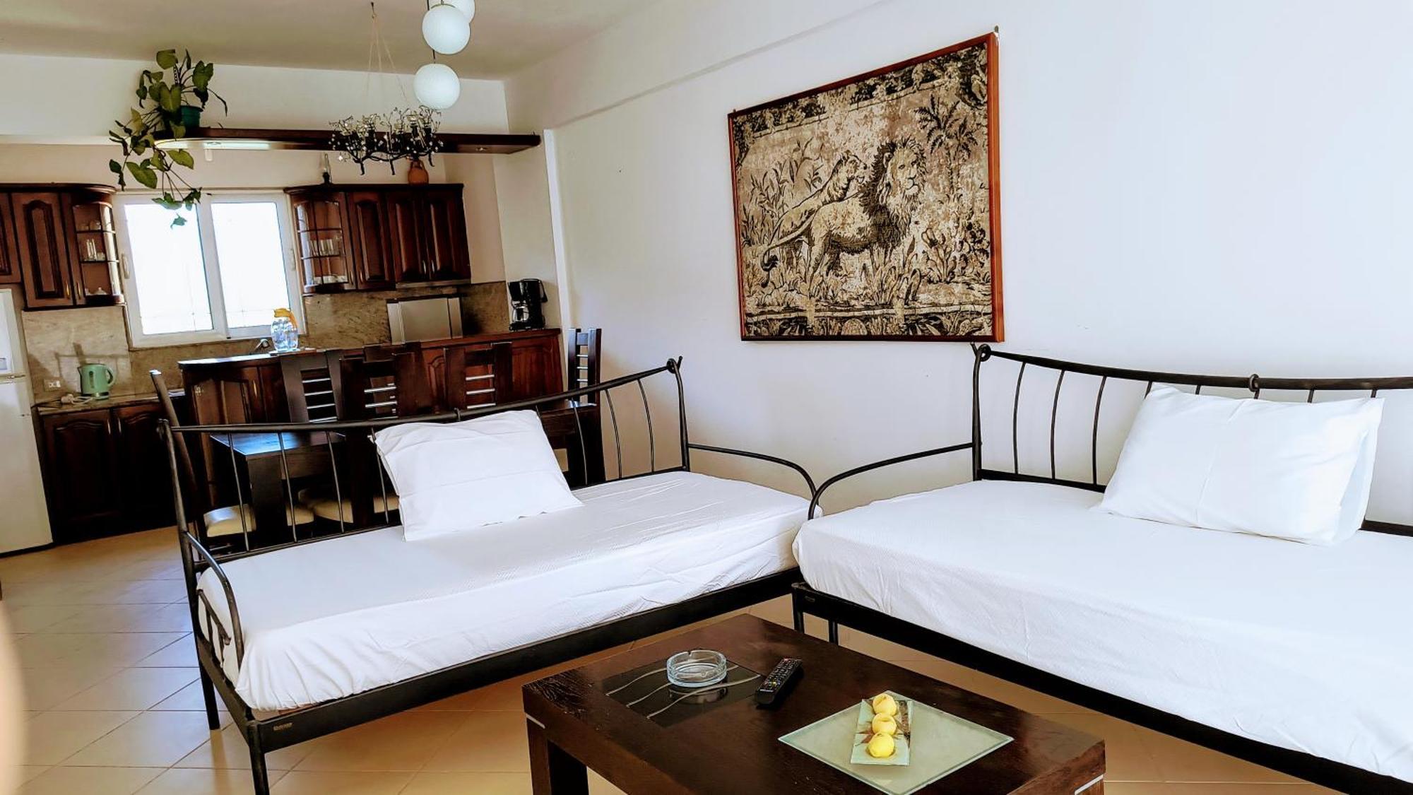 Polyxeni Apartments & Rooms Qeparo Kültér fotó