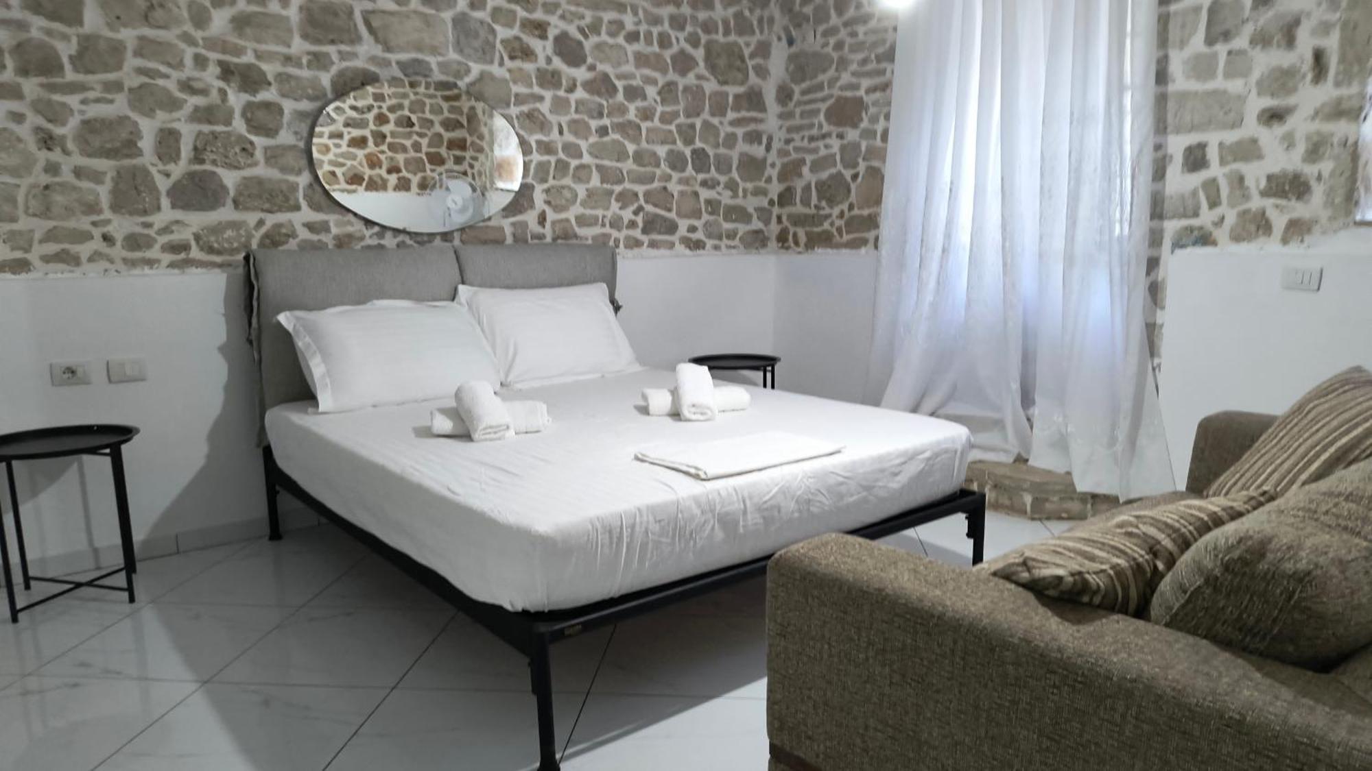 Polyxeni Apartments & Rooms Qeparo Kültér fotó